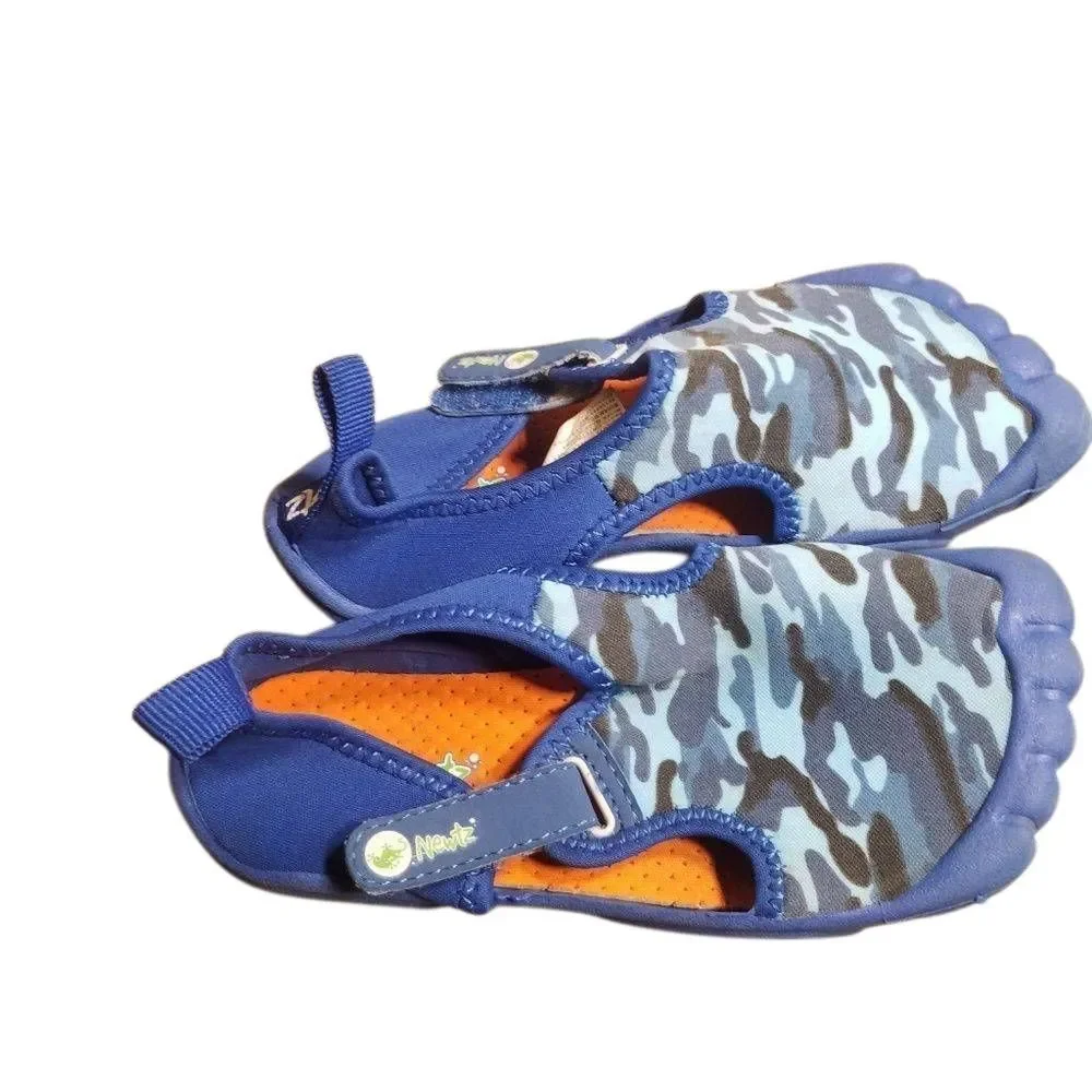 Newtz 11/12 water shoes